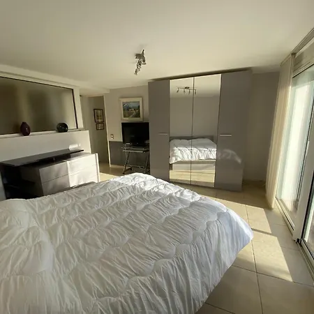 Apartment L'azurea Front De La Ciotat