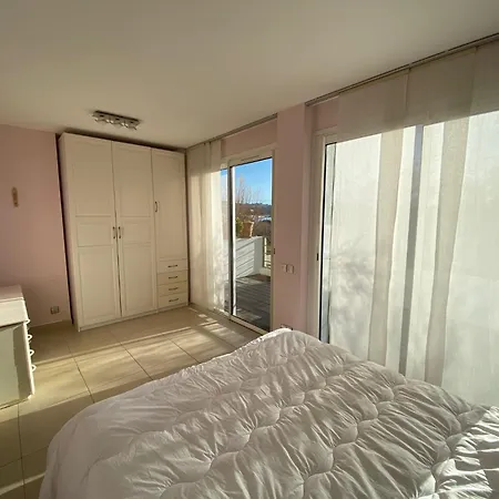 L'azurea Front De Apartman La Ciotat