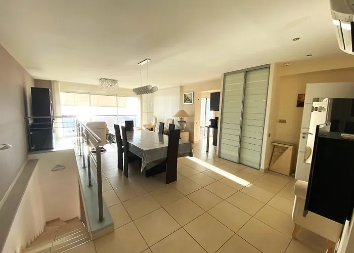 L'azurea Front De דירה *